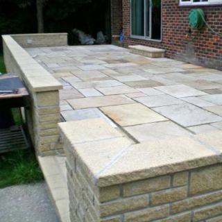 Bradstone Textured Coping 580X136X50  Grey